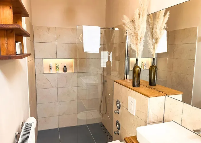 Minimalus I Mit Whirlpool Кобленц